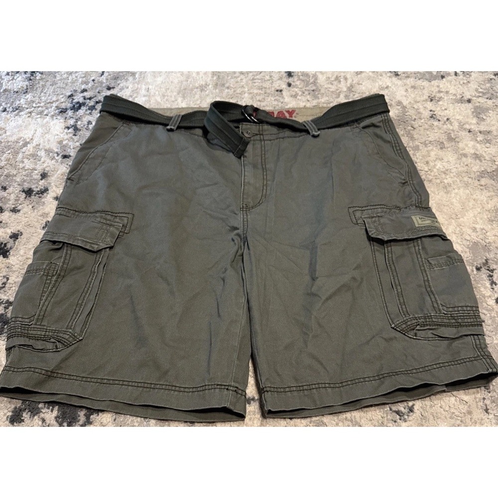 UNIONBAY Green Cargo Shorts Men Sz 46 Outdoor Hiking 10" Inseam